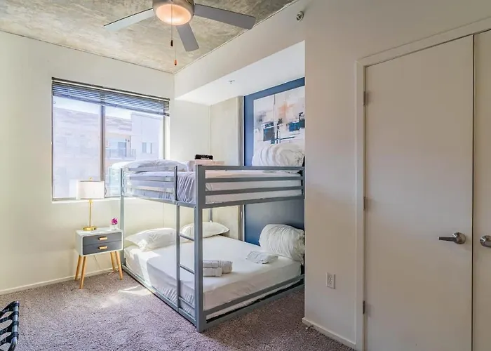 Apartment Spacious 2bd Urban Oasis Pool Gym Free Parking *